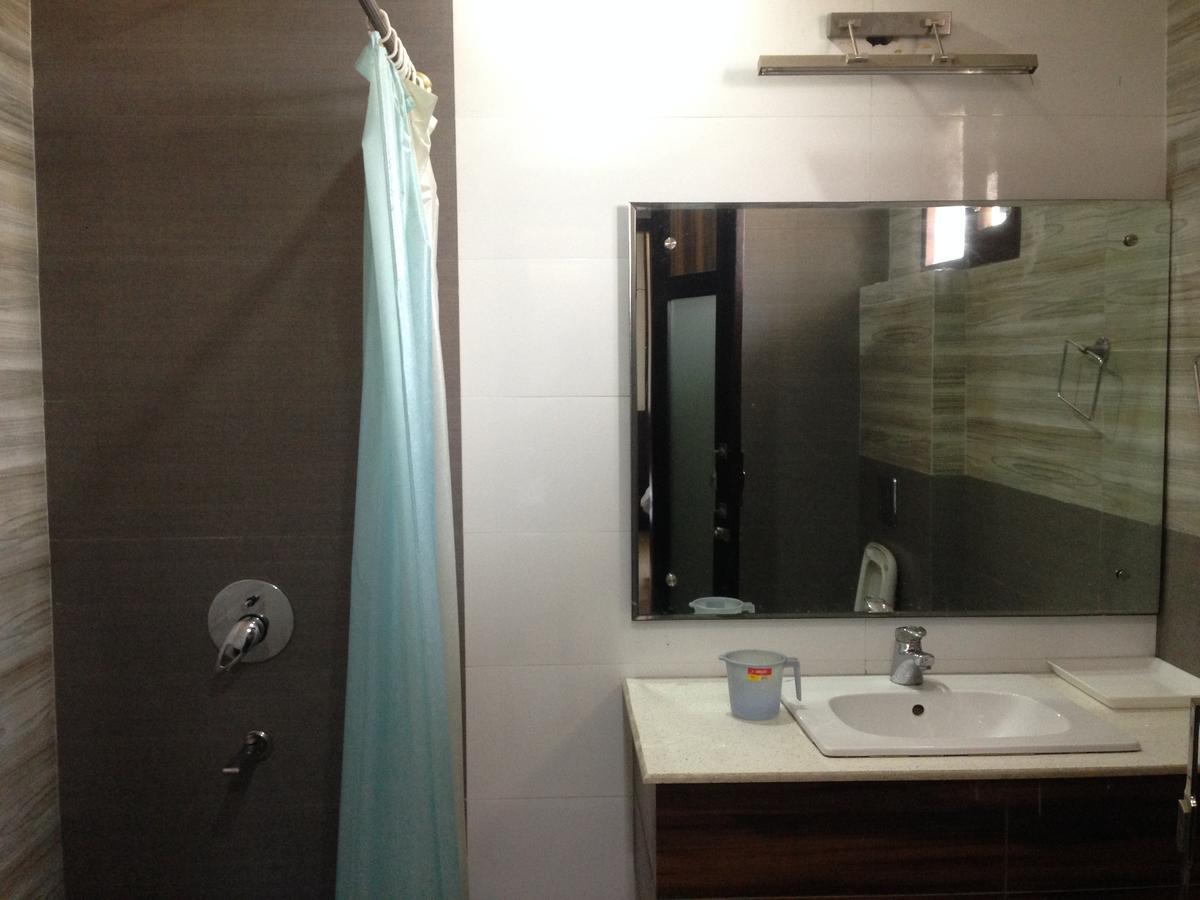 Hotel D2M Mānsa Esterno foto